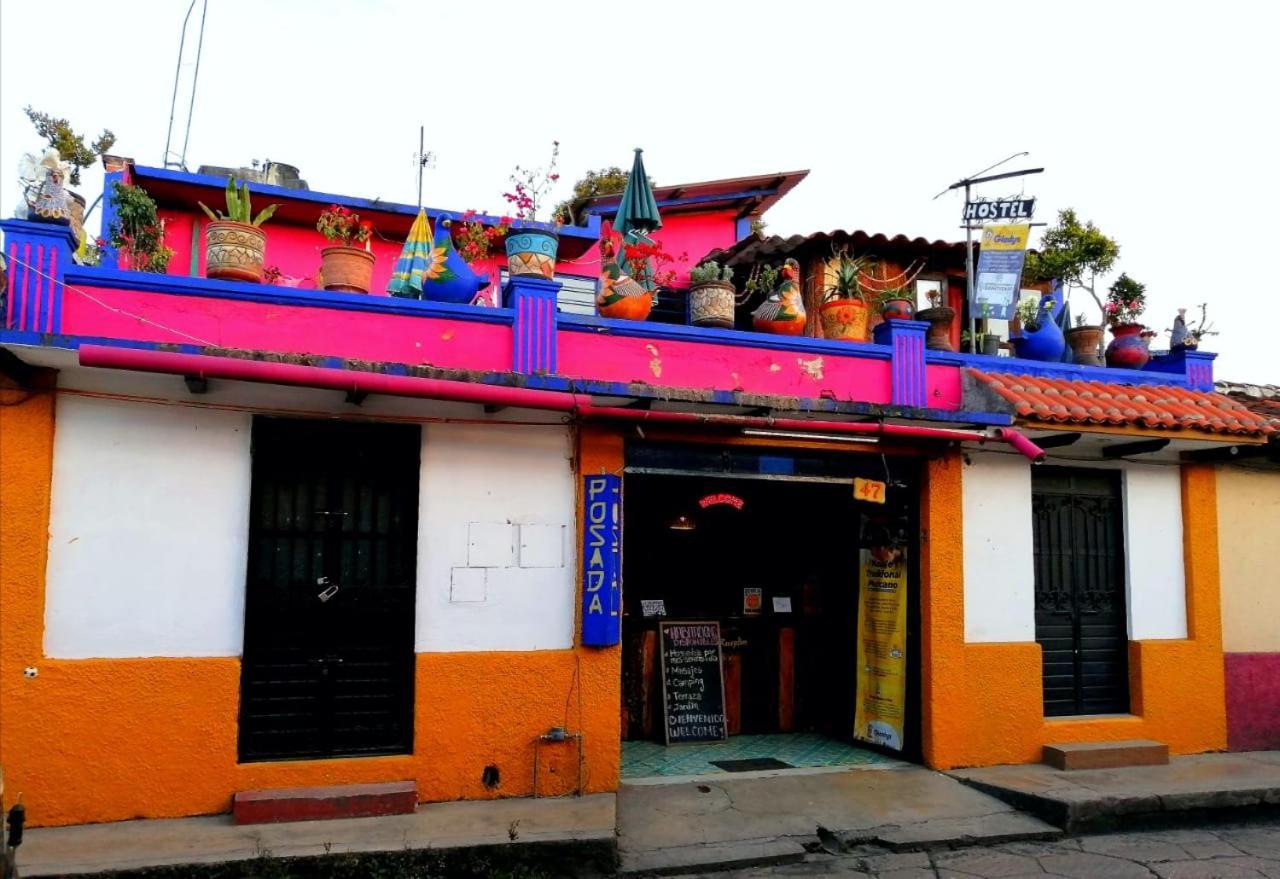 Casa Lothuz Spacio Cultural Y Disidente San Cristobal de las Casas Luaran gambar