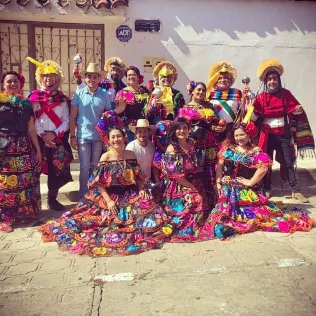 Casa Lothuz Spacio Cultural Y Disidente San Cristobal de las Casas Luaran gambar