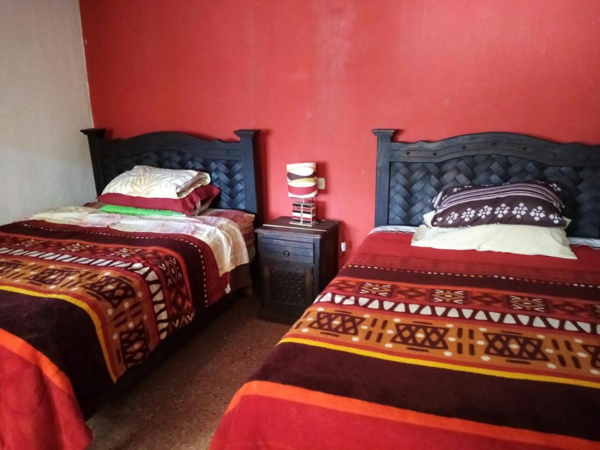 Casa Lothuz Spacio Cultural Y Disidente San Cristobal de las Casas Luaran gambar