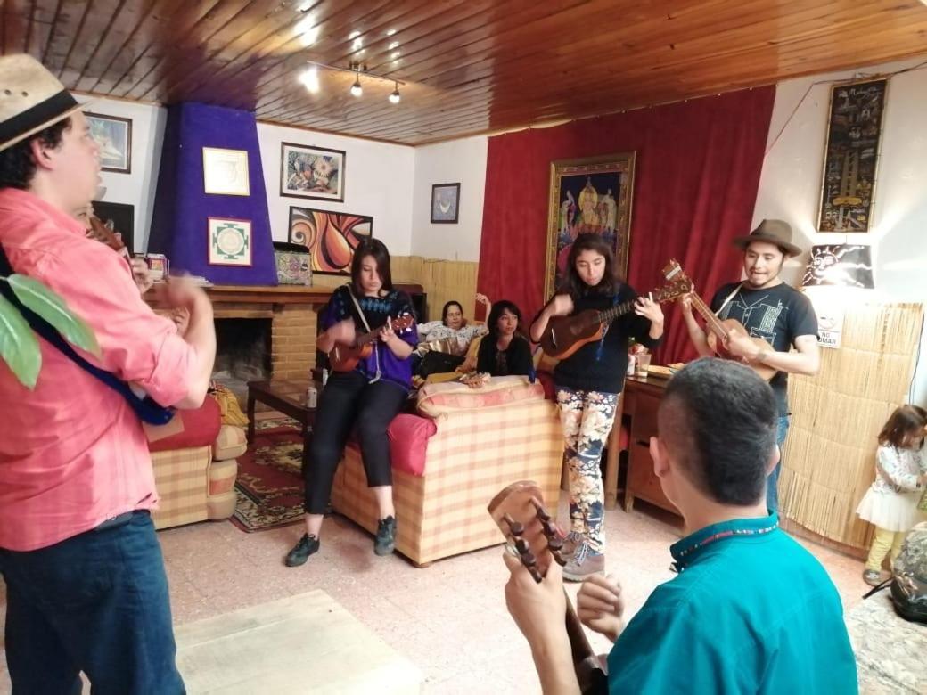 Casa Lothuz Spacio Cultural Y Disidente San Cristobal de las Casas Luaran gambar